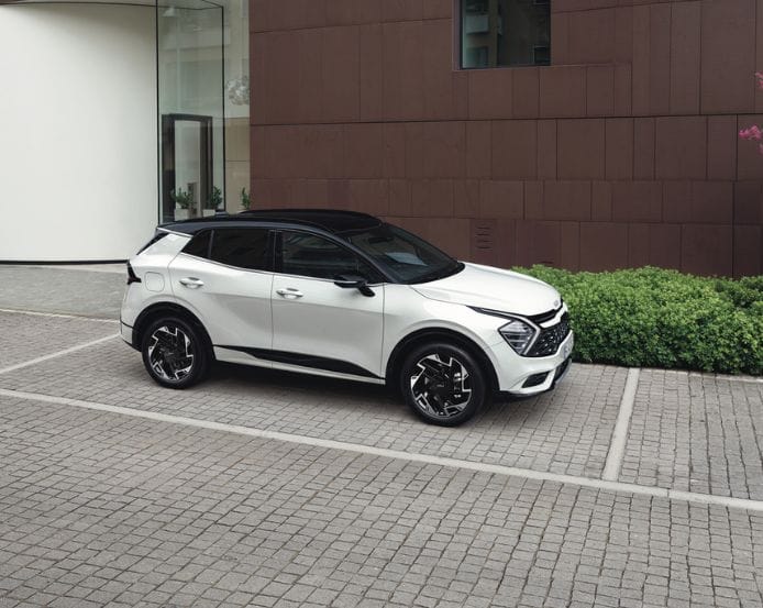 KIA SPORTAGE PHEV (STOCK) - 261 OFFERS