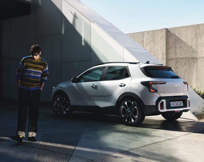 NEW KIA STONIC - 261 OFFER