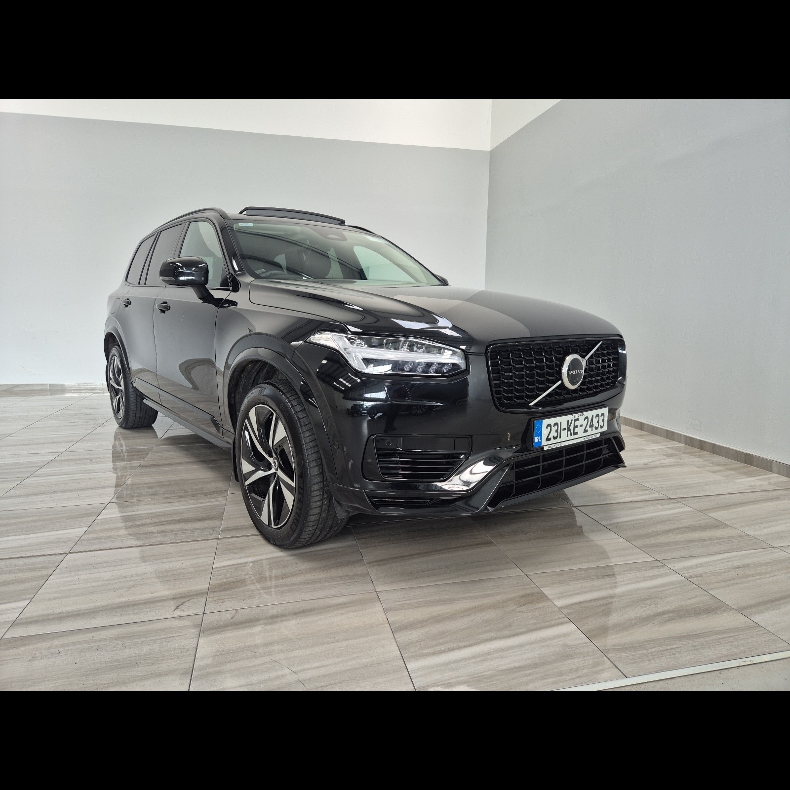 CAR OF THE WEEK: 2023 VOLVO XC90 PLUS DARK T8 PHEV