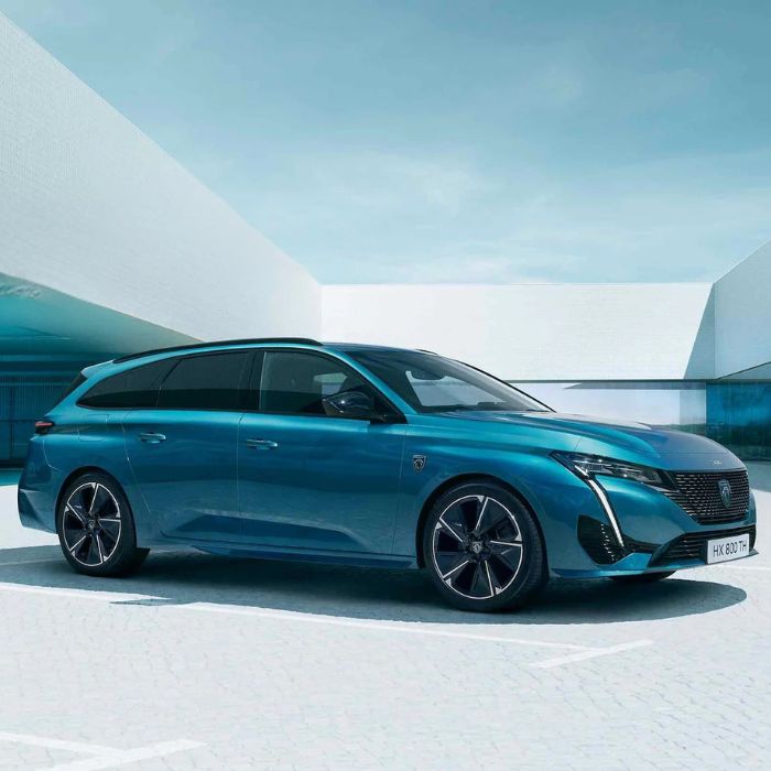 262 PEUGEOT 308 SW - ELECTRIC or HYBRID or DIESEL