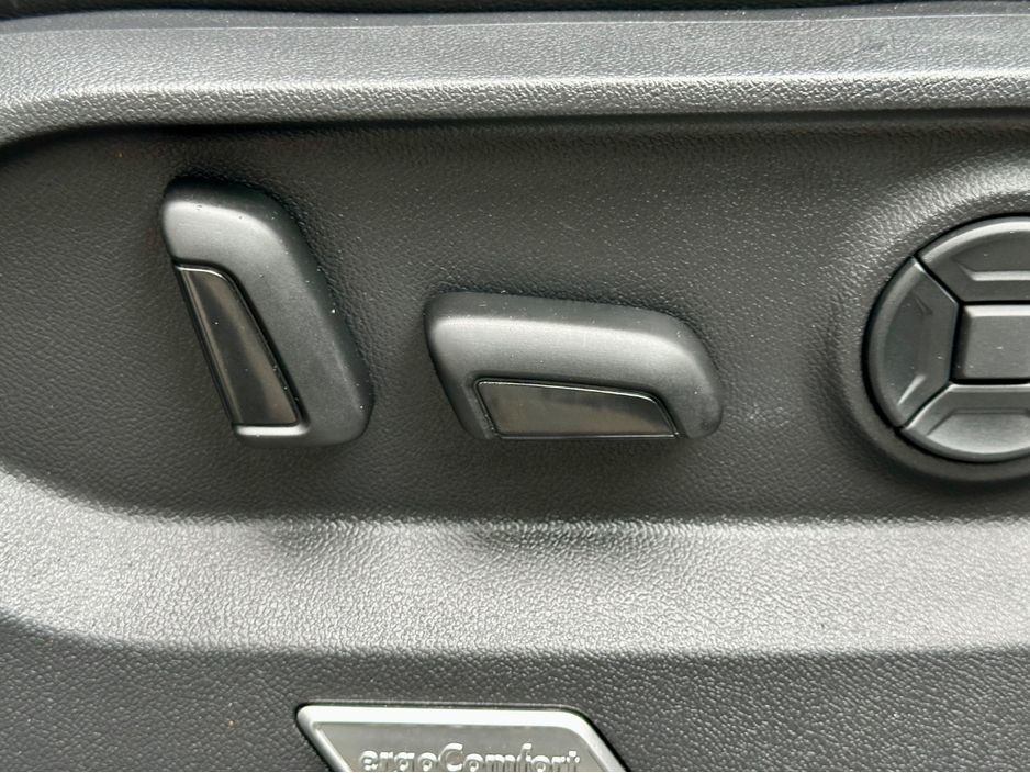 2025 Volkswagen Touareg