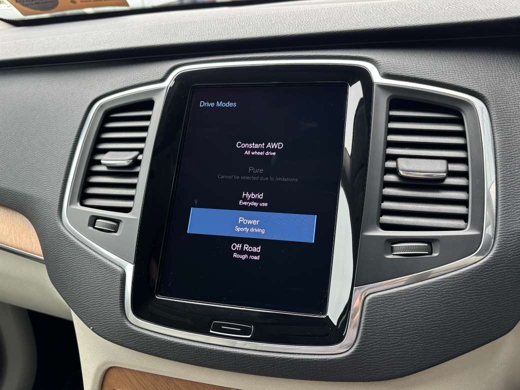 2022 Volvo XC90