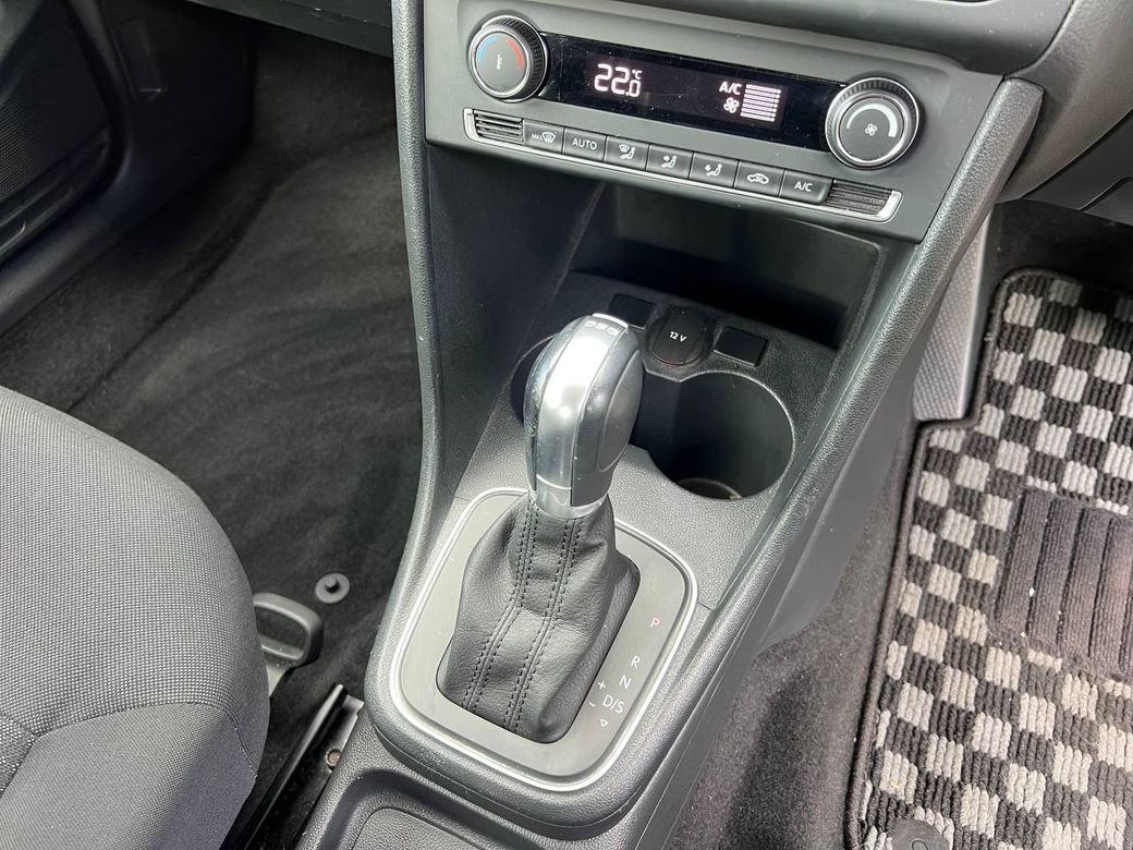 2017 Volkswagen Polo