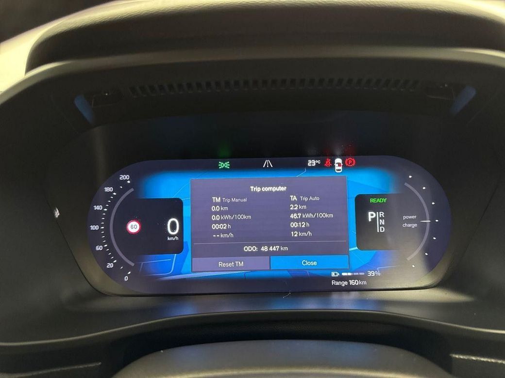 2023 Volvo XC40