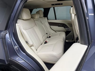 2025 Land Rover Range Rover Sport