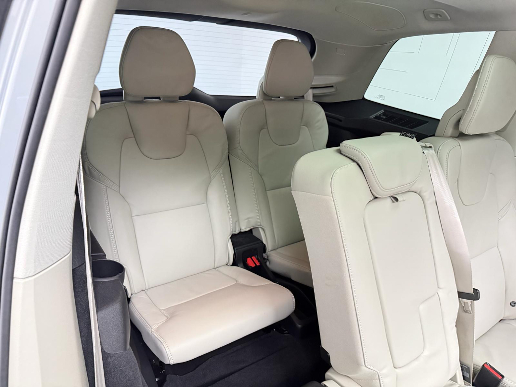 2025 Volvo XC90