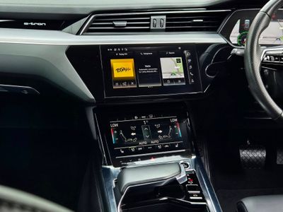2022 Audi e-tron