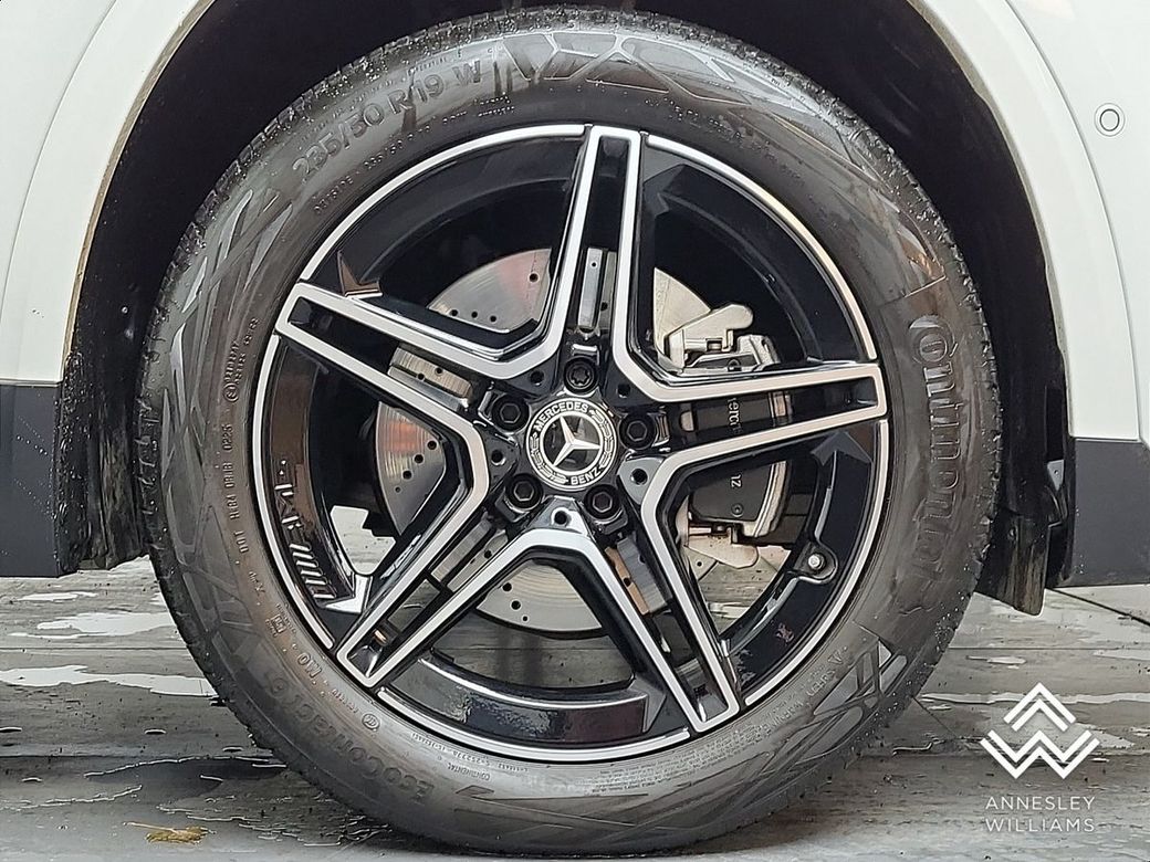 2025 Mercedes-Benz GLA Class