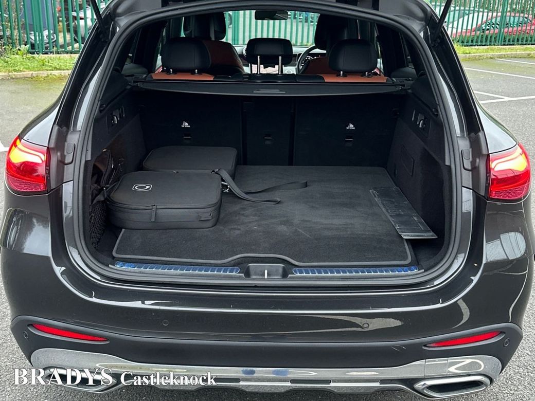 2023 Mercedes-Benz GLC Class