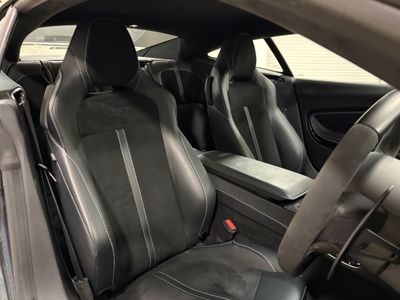 2022 Aston Martin DB11