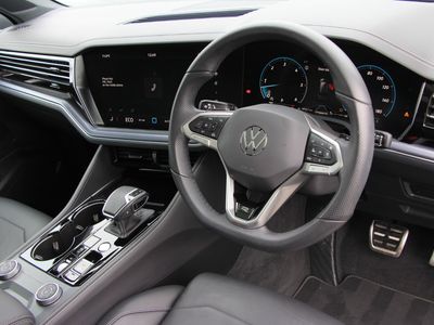 2025 Volkswagen Touareg