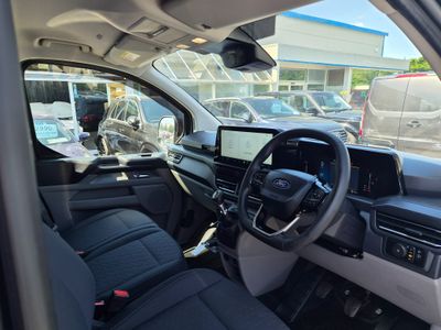 2025 Ford Transit Custom
