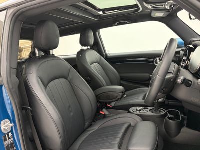 2024 Mini Hatch