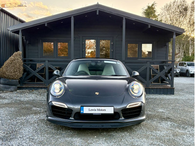 2015 Porsche 911