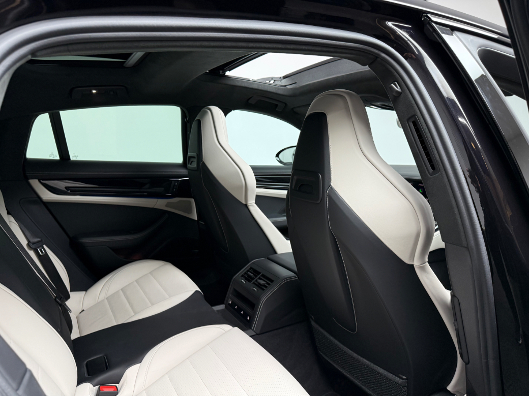 2025 Porsche Panamera