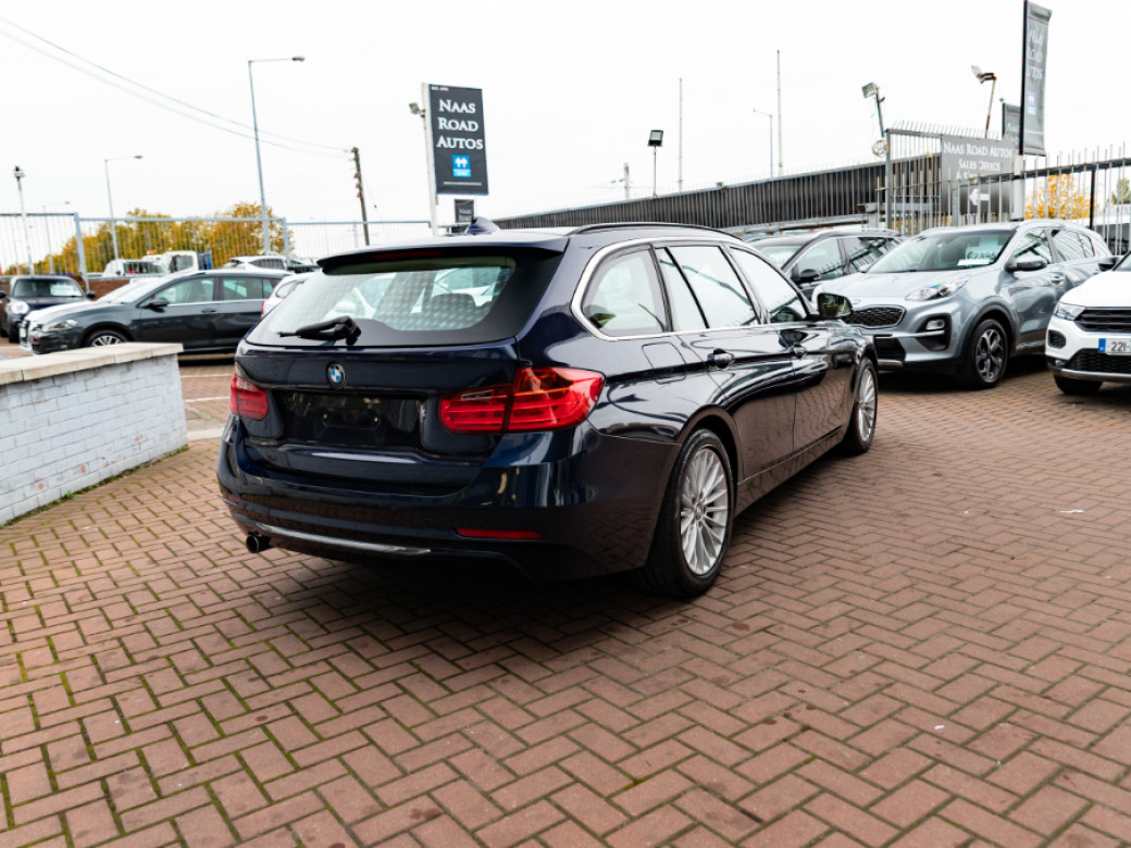 2015 BMW 320