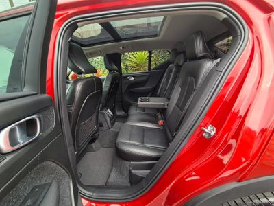 2020 Volvo XC40