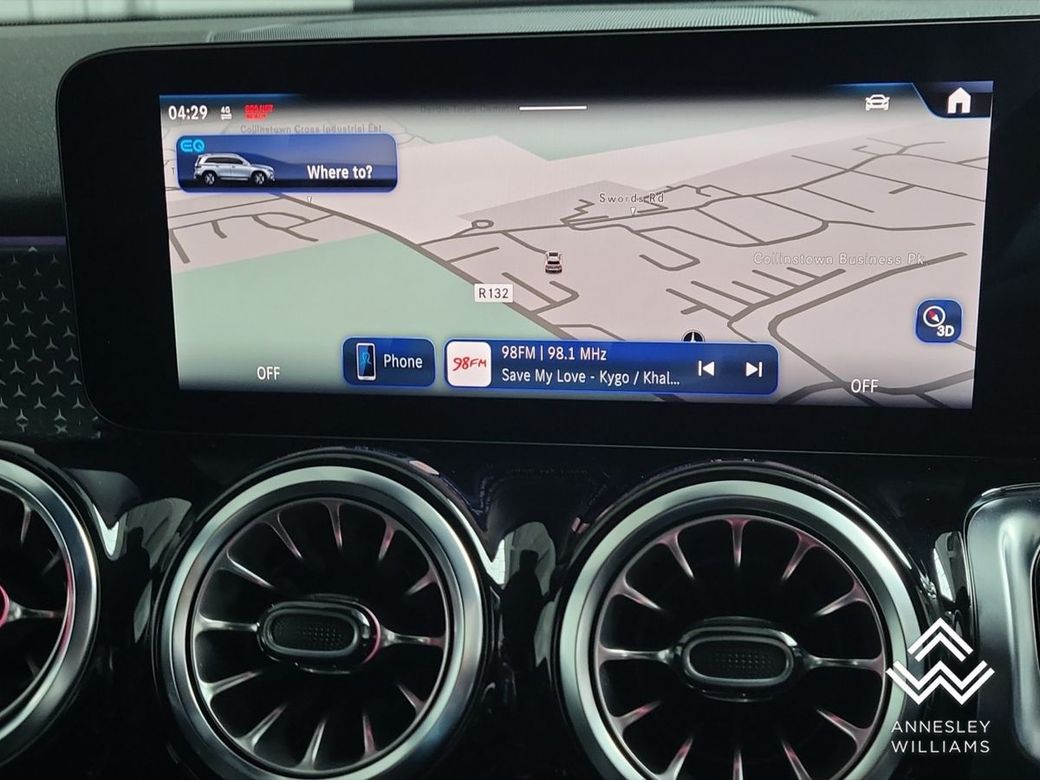 2025 Mercedes-Benz EQB