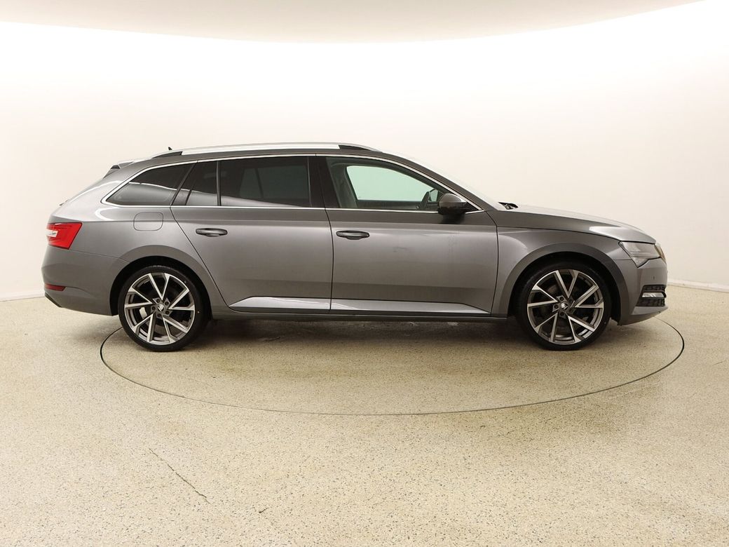 2022 Skoda Superb