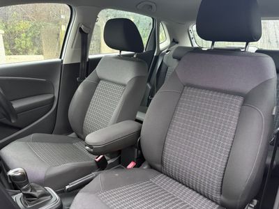 2017 Volkswagen Polo