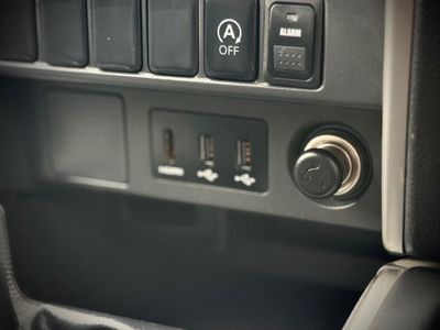 2020 Mitsubishi L200