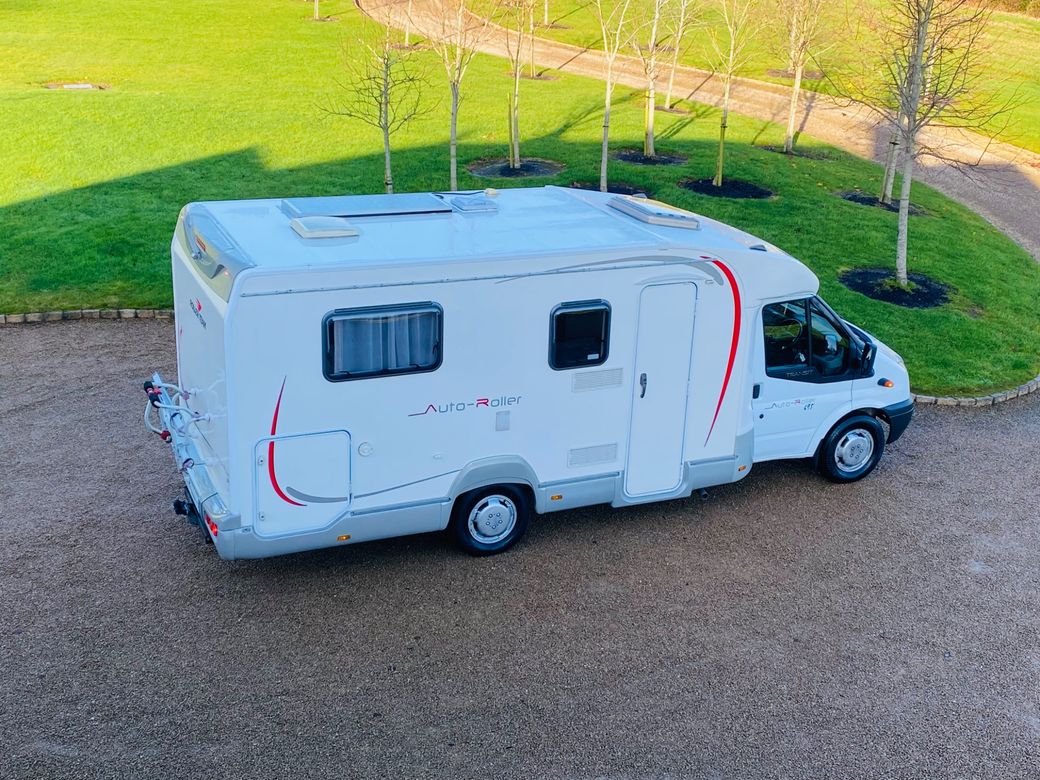 2012 ROLLERTEAM  AUTOROLLER 695 R.H.D ISLAND BED 