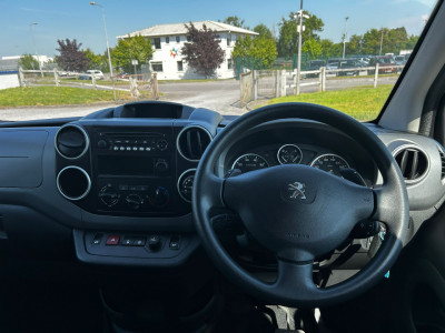 2017 Peugeot Partner Tepee