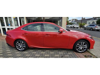 2017 Lexus IS