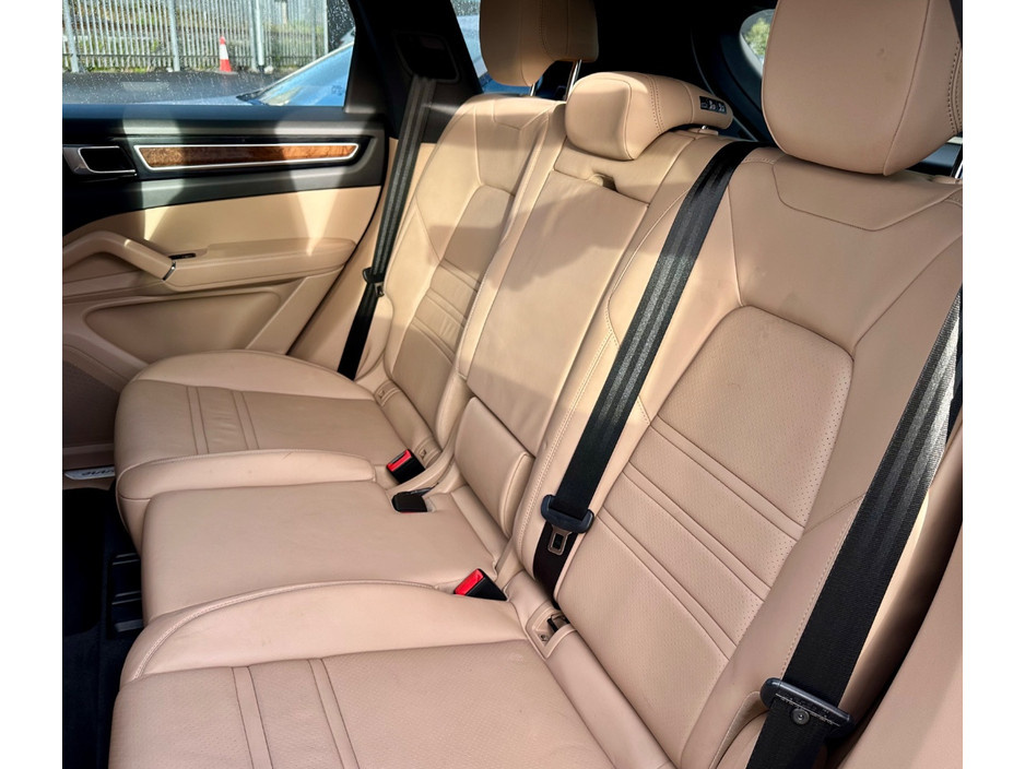 2021 Porsche Cayenne
