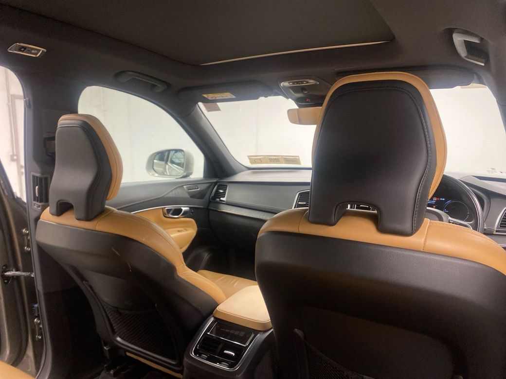 2022 Volvo XC90