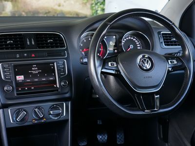 2015 Volkswagen Polo