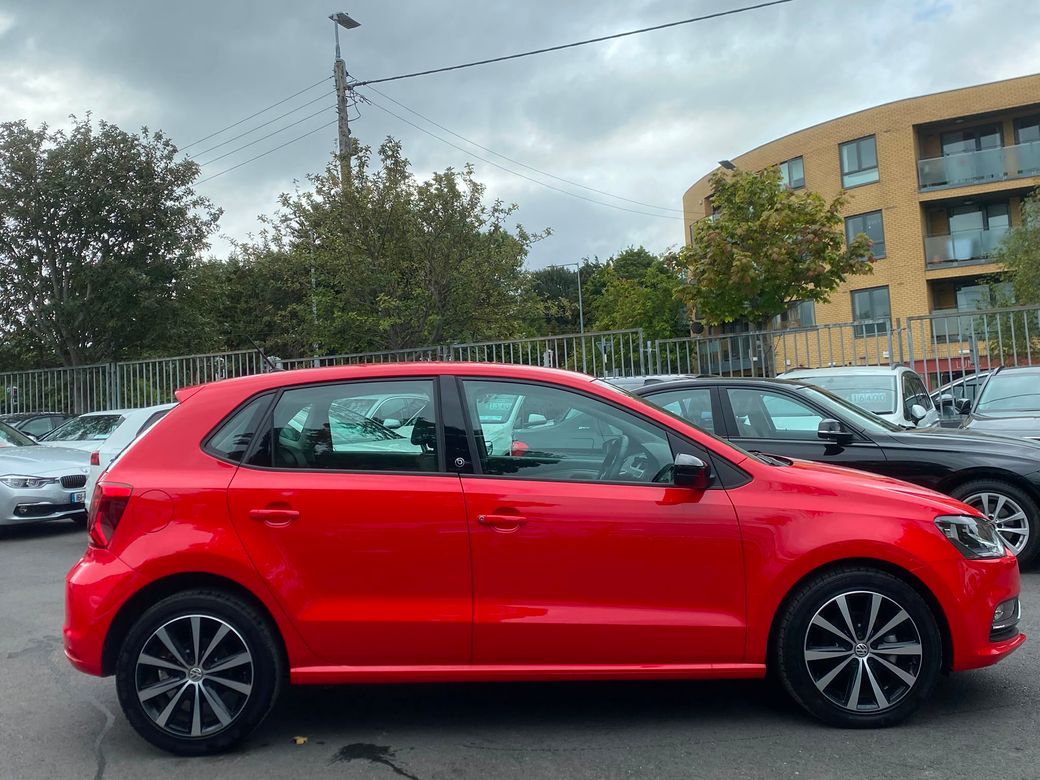 2017 Volkswagen Polo