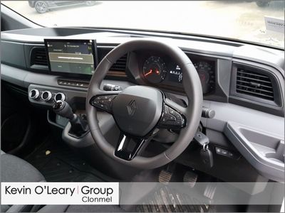2025 Renault Master