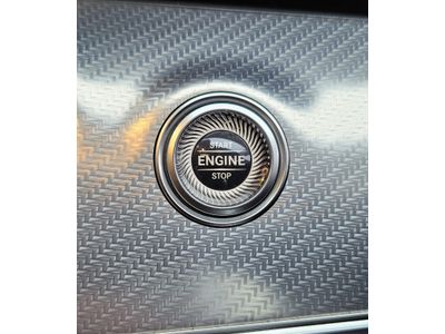 2019 Mercedes-Benz E 220