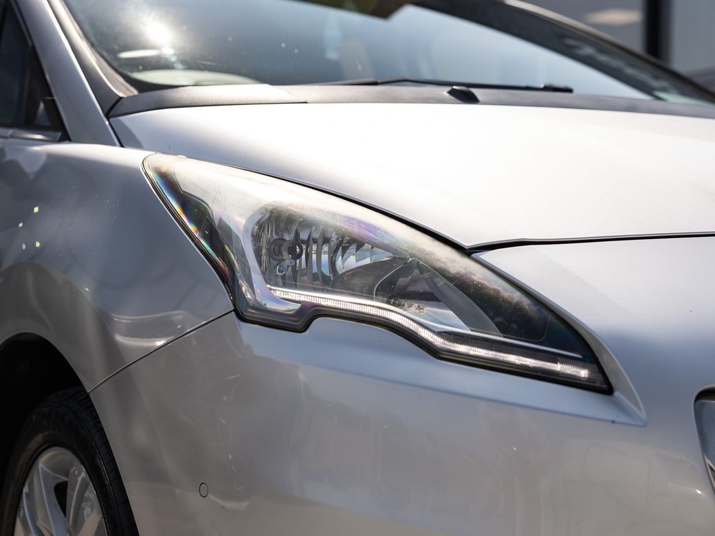 2016 Peugeot 5008