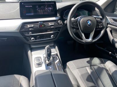 2022 BMW 5 Series
