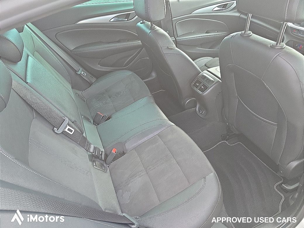 2021 Vauxhall Insignia