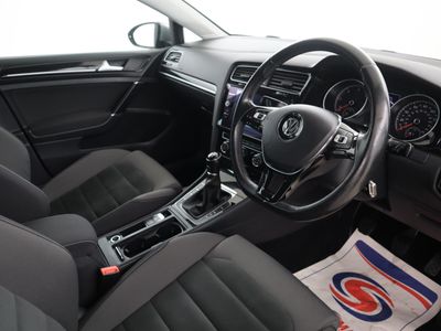 2017 Volkswagen Golf