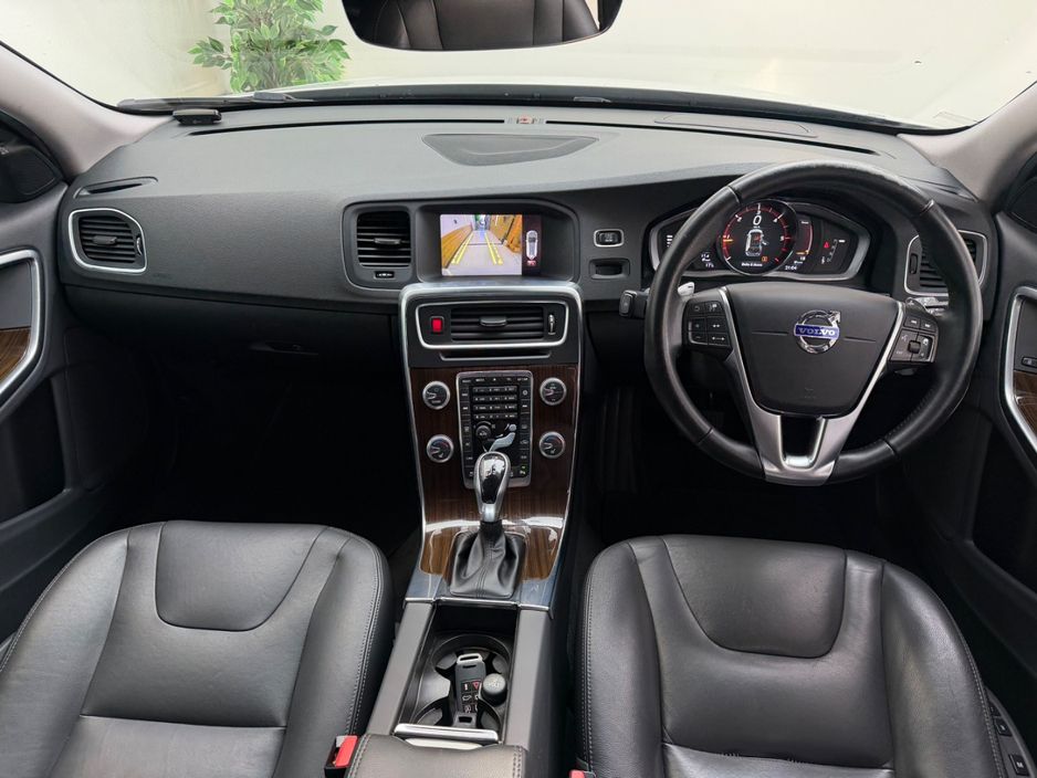 2018 Volvo V60