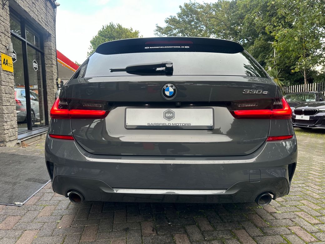 2021 BMW 330