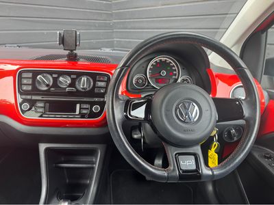 2014 Volkswagen up!