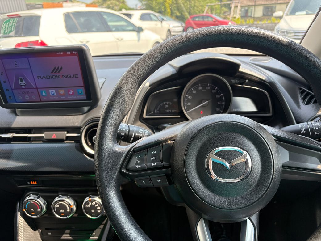 2017 Mazda Demio