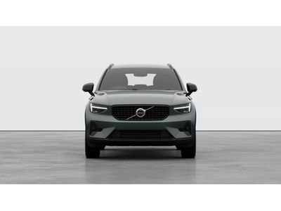 2026 Volvo XC40