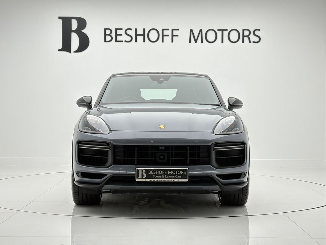 2023 Porsche Cayenne