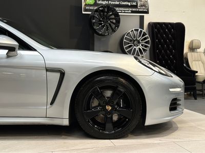 2016 Porsche Panamera