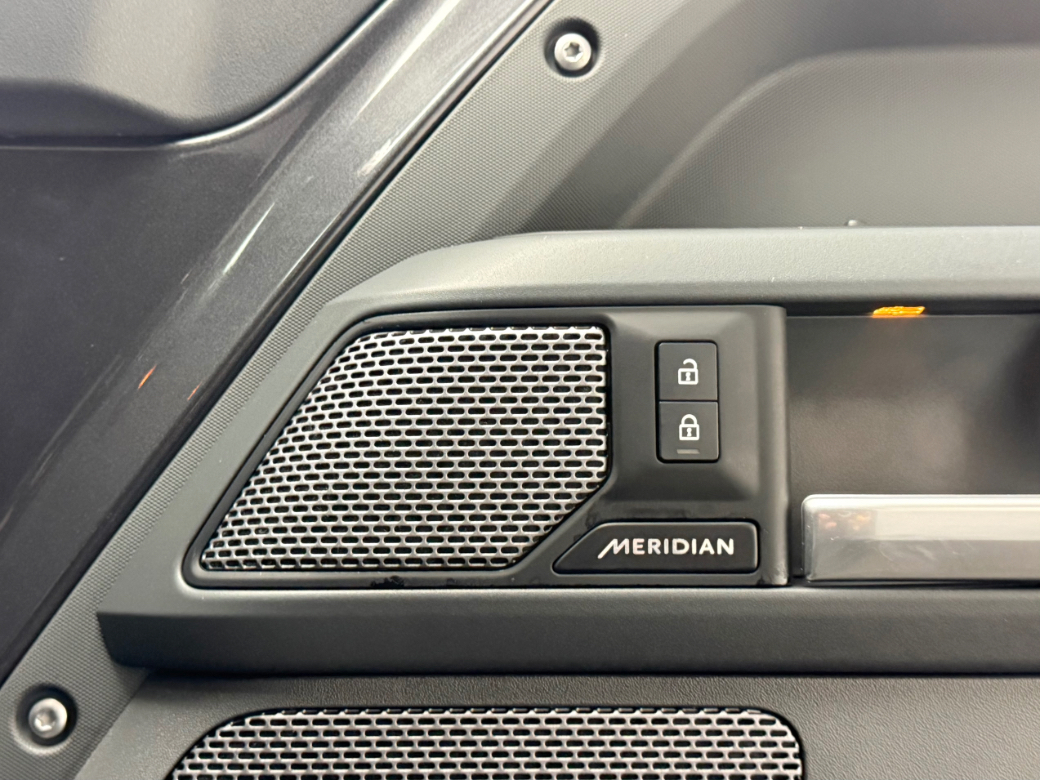 2024 Land Rover Defender