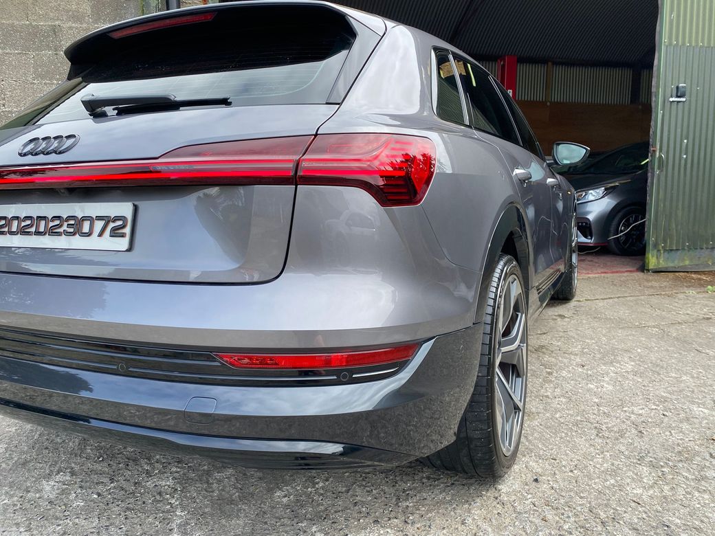 2020 Audi e-tron