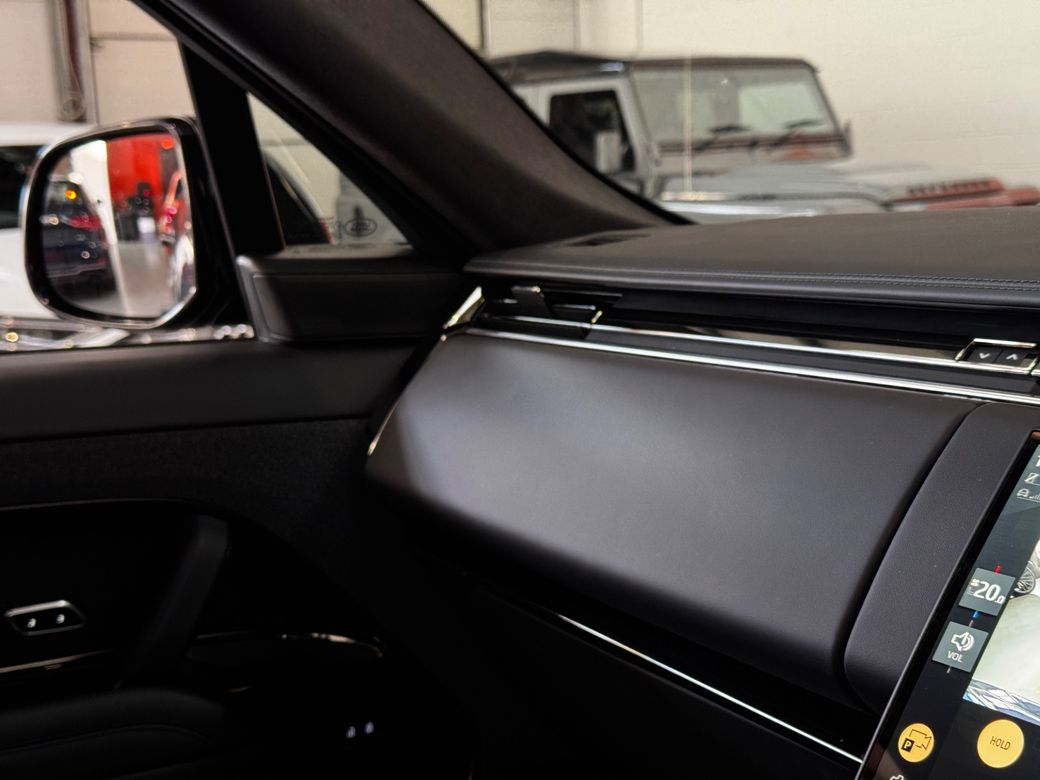 2025 Land Rover Range Rover Sport