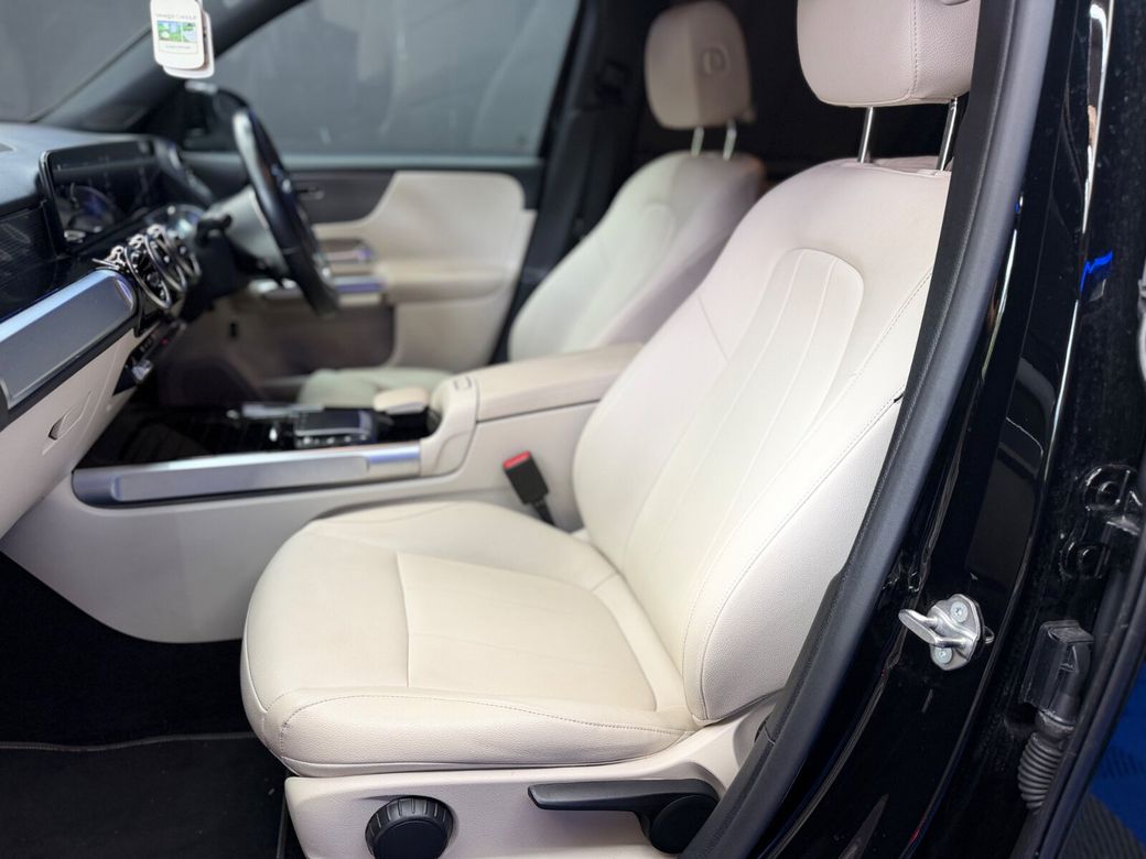 2022 Mercedes-Benz GLB Class
