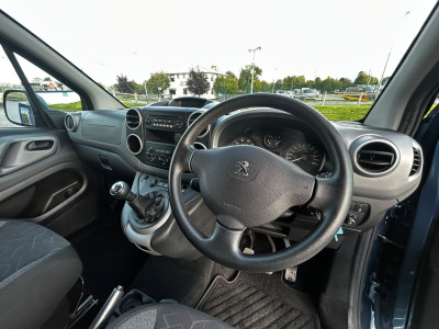 2017 Peugeot Partner Tepee